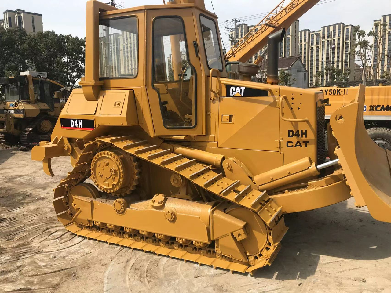 CATERPILLAR D4H - Bulldozer: foto 4 CATERPILLAR D4H - Bulldozer: foto 4