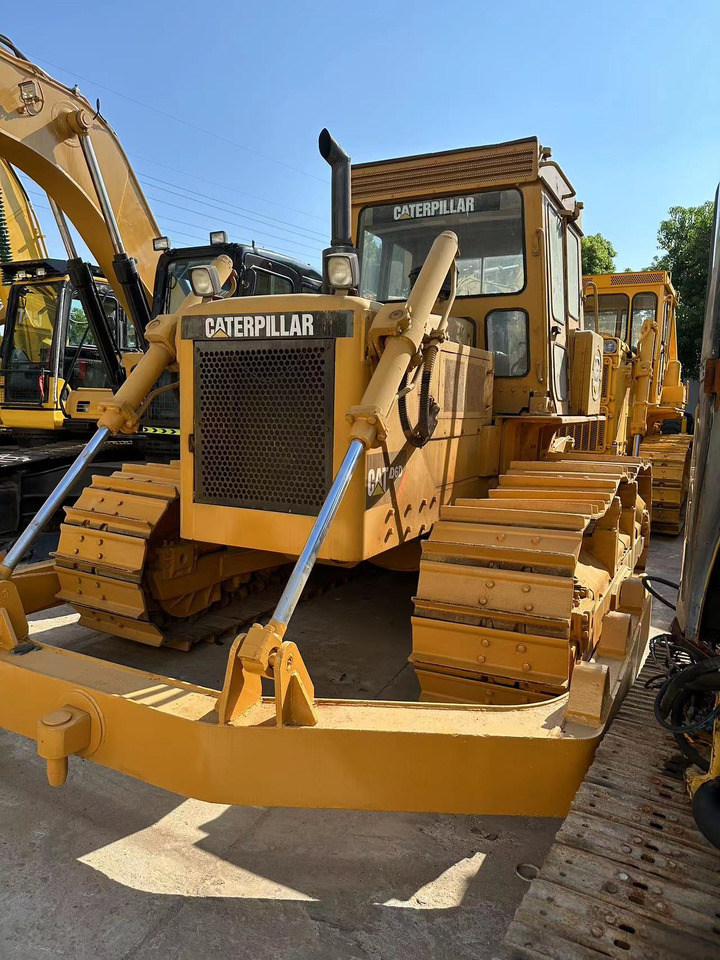 CATERPILLAR D6D - Bulldozer: foto 1 CATERPILLAR D6D - Bulldozer: foto 1