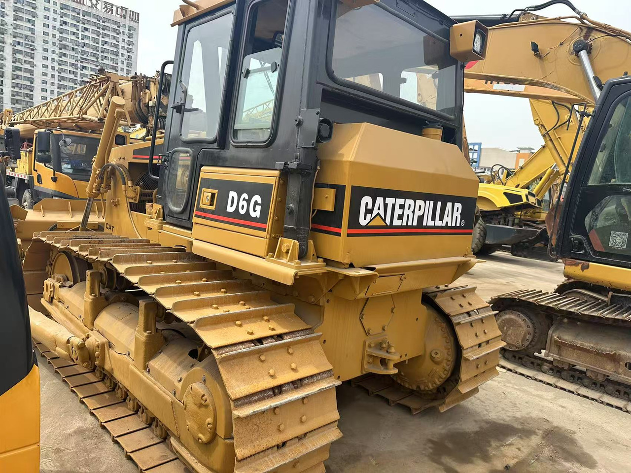 CATERPILLAR D6G - Bulldozer: foto 2 CATERPILLAR D6G - Bulldozer: foto 2
