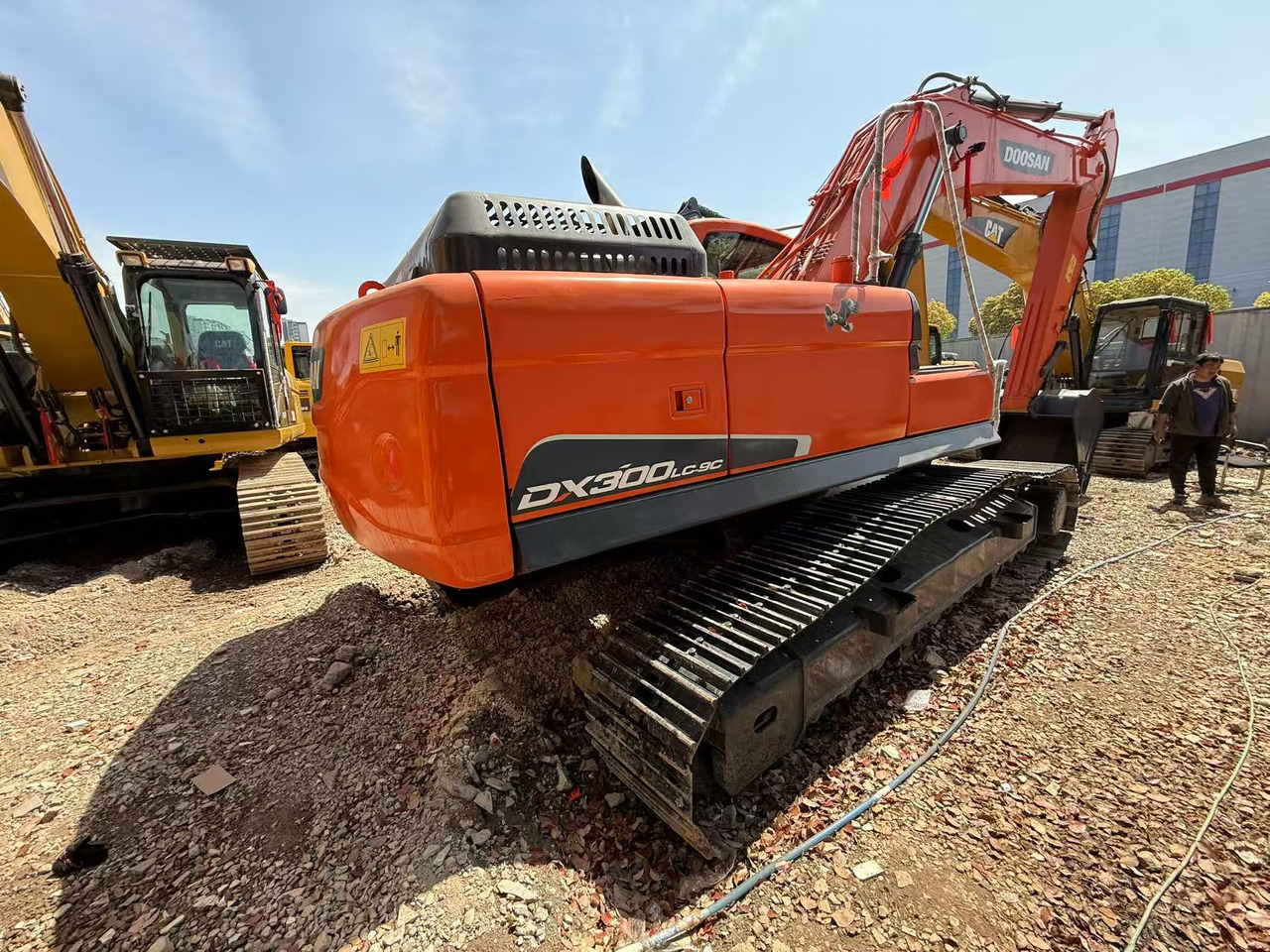 DOOSAN DX300LC-9C - Excavadora de cadenas: foto 3 DOOSAN DX300LC-9C - Excavadora de cadenas: foto 3