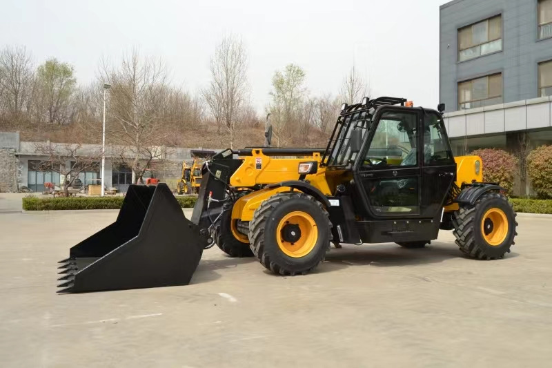 KOMATSU Longer boom - Carretilla elevadora diésel: foto 4 KOMATSU Longer boom - Carretilla elevadora diésel: foto 4