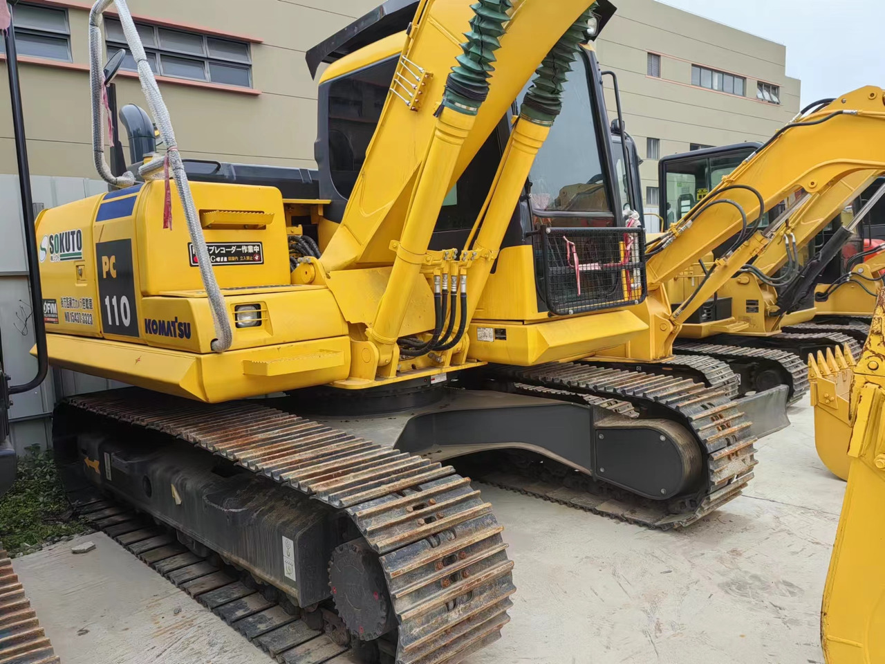KOMATSU PC110-7 - Excavadora de cadenas: foto 2 KOMATSU PC110-7 - Excavadora de cadenas: foto 2