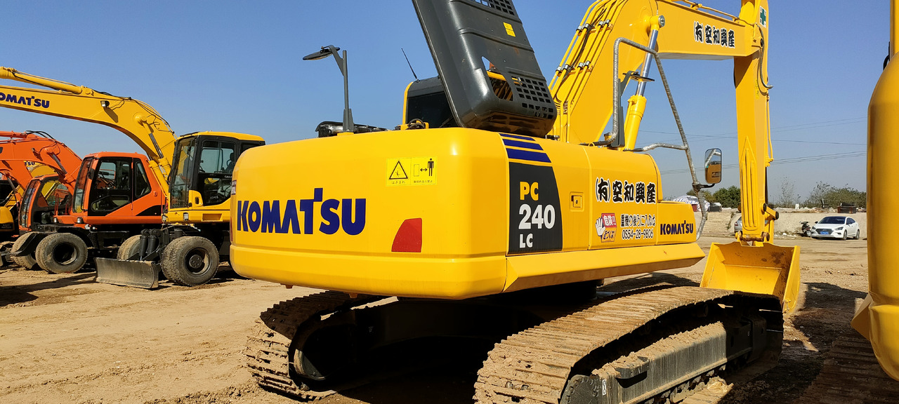 KOMATSU PC240-8 - Excavadora de cadenas: foto 5 KOMATSU PC240-8 - Excavadora de cadenas: foto 5