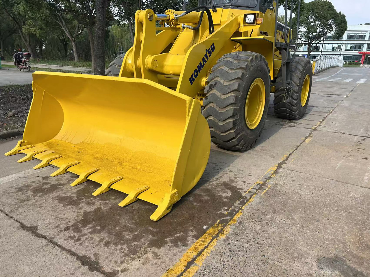 KOMATSU WA320-3 - Cargadora de ruedas: foto 2 KOMATSU WA320-3 - Cargadora de ruedas: foto 2