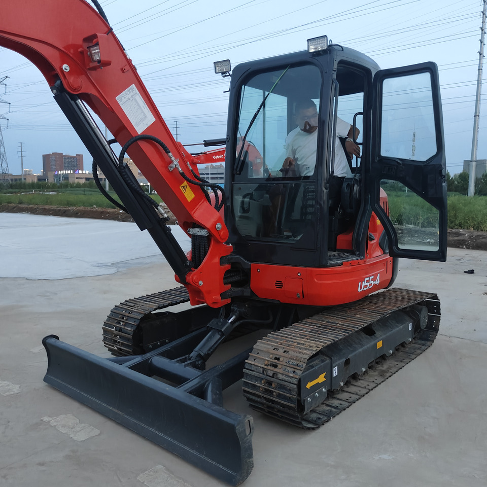 KUBOTA U55 - Miniexcavadora: foto 4 KUBOTA U55 - Miniexcavadora: foto 4