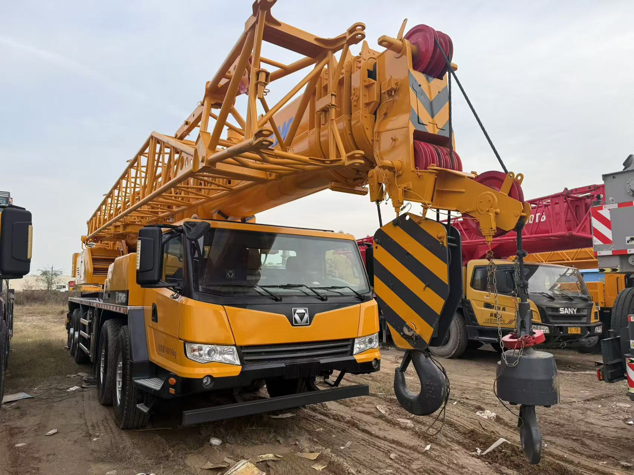 XCMG QY85KA - Autogrúa: foto 4 XCMG QY85KA - Autogrúa: foto 4