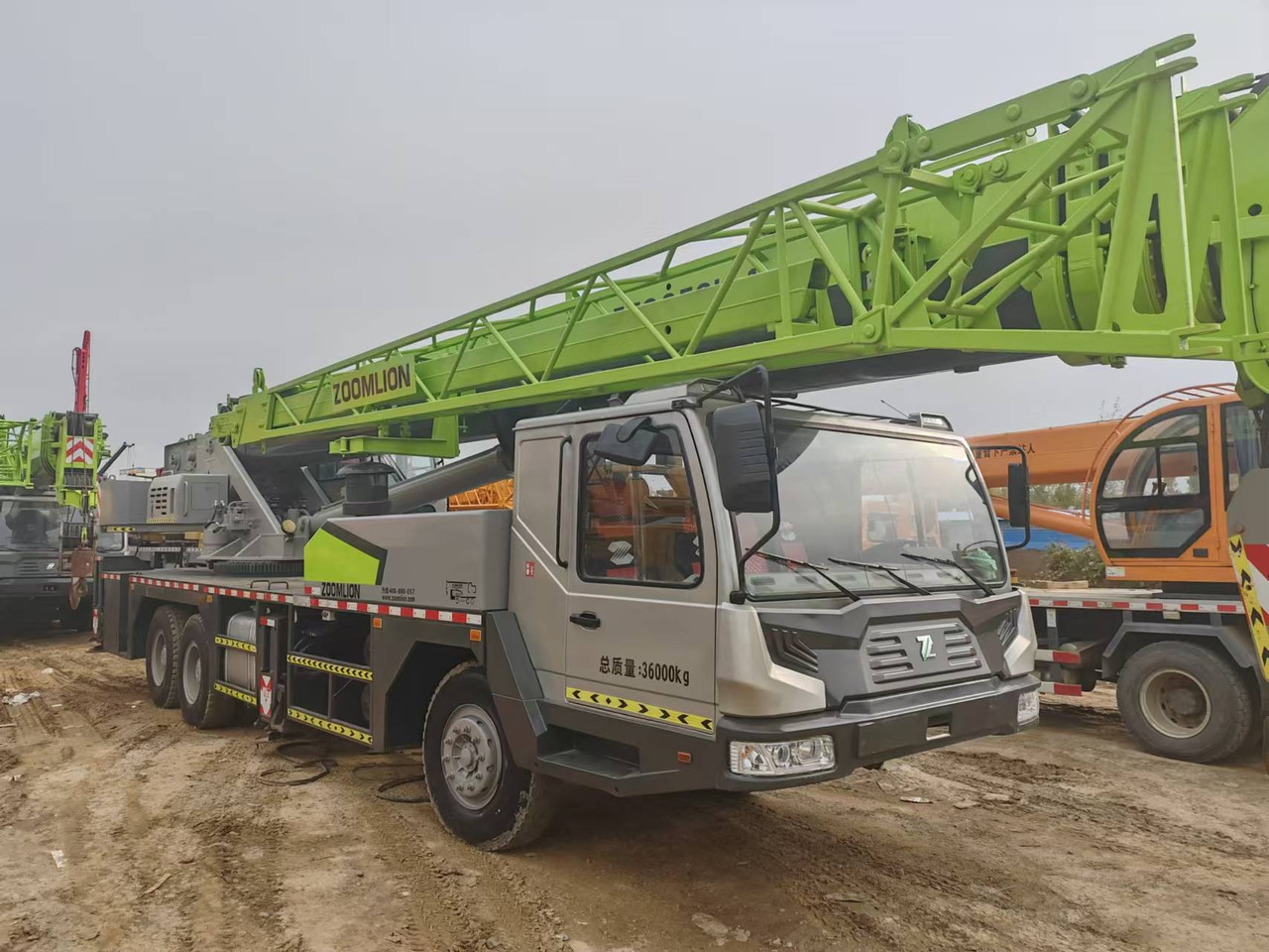 ZOOMLION ZTC350H - Autogrúa: foto 2 ZOOMLION ZTC350H - Autogrúa: foto 2