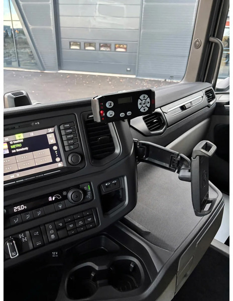 Cabeza tractora Scania 660ST V8 NGS R660: foto 12