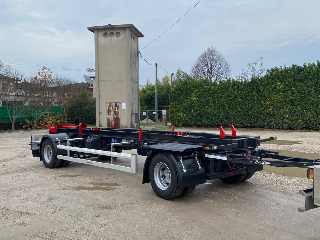 AUSTERAS RIMORCHIO NUOVO AUSTERAS SCARRABILE PNEUMATICO - Remolque multilift/ Portacontenedores de cadenas: foto 1 AUSTERAS RIMORCHIO NUOVO AUSTERAS SCARRABILE PNEUMATICO - Remolque multilift/ Portacontenedores de cadenas: foto 1