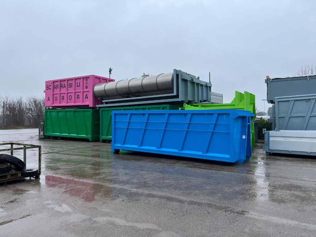 CONTAINER SCARRABILE NUOVO A CIELO APERTO - Contenedor de gancho: foto 5 CONTAINER SCARRABILE NUOVO A CIELO APERTO - Contenedor de gancho: foto 5