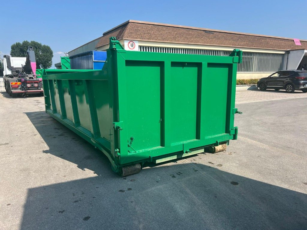 CONTAINER SCARRABILE NUOVO A CIELO APERTO - Contenedor de gancho: foto 3 CONTAINER SCARRABILE NUOVO A CIELO APERTO - Contenedor de gancho: foto 3