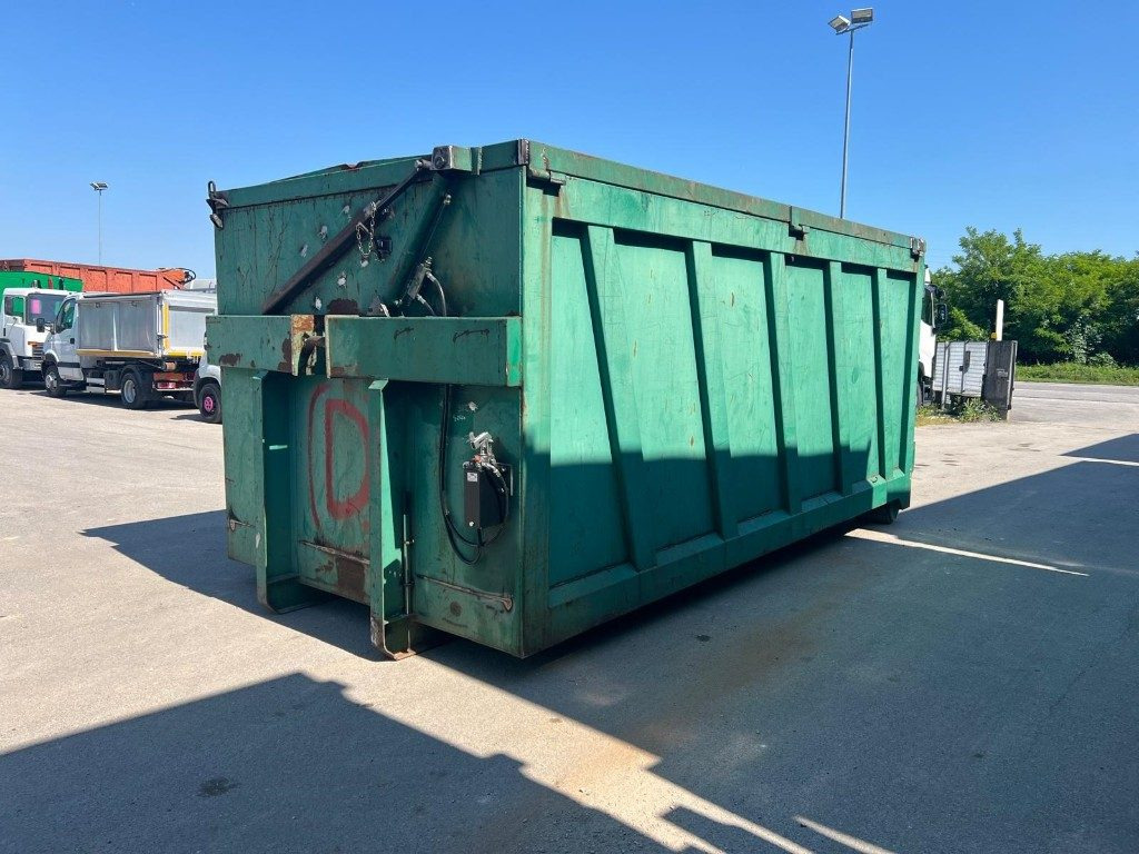 CONTAINER SCARRABILE USATO CON COPERCHIO - Contenedor de gancho: foto 1 CONTAINER SCARRABILE USATO CON COPERCHIO - Contenedor de gancho: foto 1