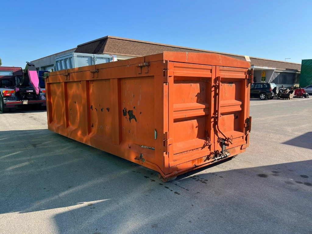 CONTAINER SCARRABILE USATO CON COPERCHIO - Contenedor de gancho: foto 3 CONTAINER SCARRABILE USATO CON COPERCHIO - Contenedor de gancho: foto 3