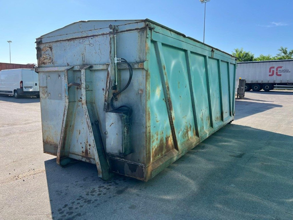 CONTAINER SCARRABILE USATO CON COPERCHIO - Contenedor de gancho: foto 1 CONTAINER SCARRABILE USATO CON COPERCHIO - Contenedor de gancho: foto 1