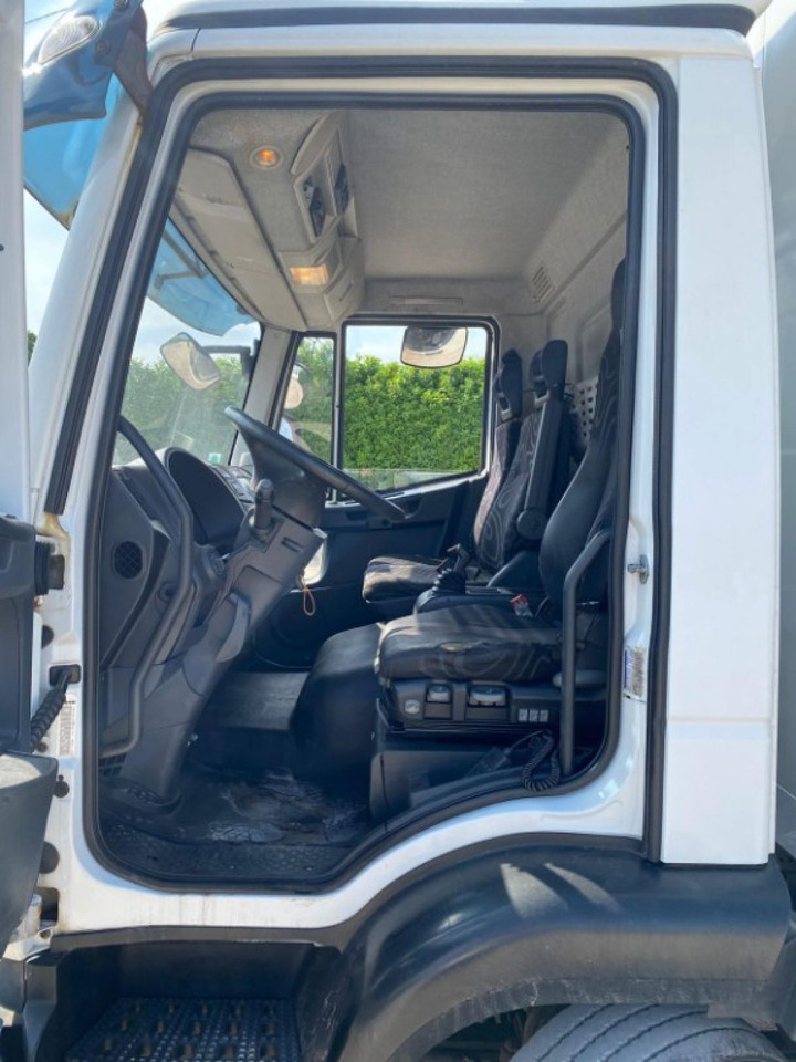 IVECO EUROCARGO 120E25 SCARRABILE - Camión multibasculante: foto 5 IVECO EUROCARGO 120E25 SCARRABILE - Camión multibasculante: foto 5