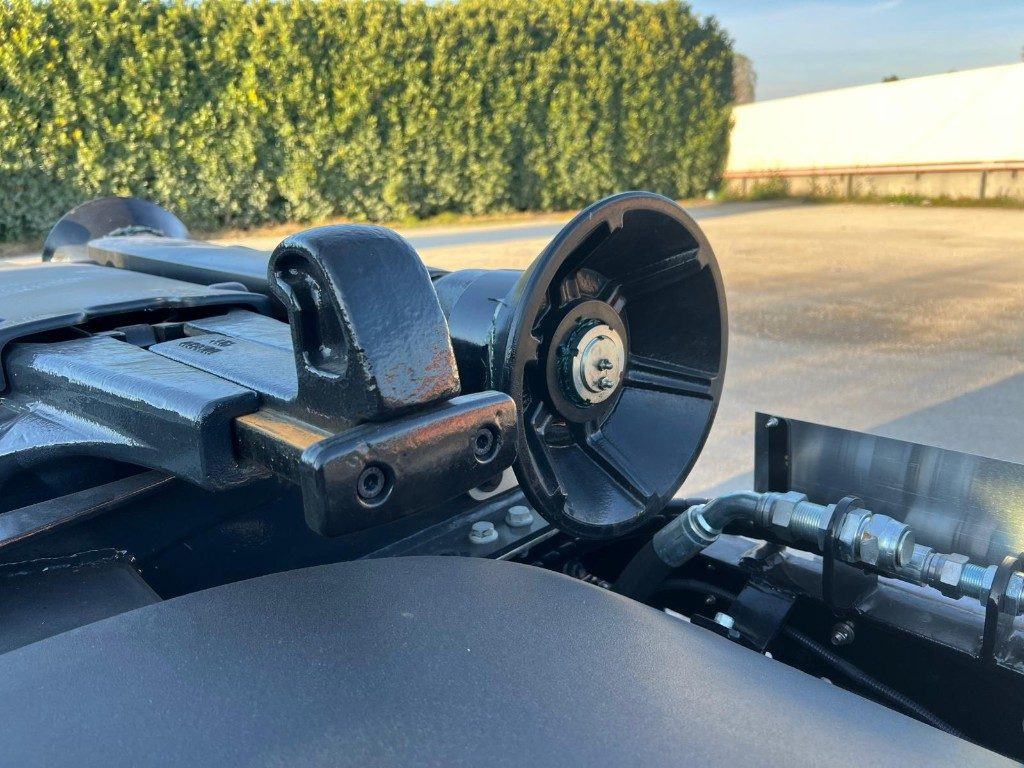 Camión multibasculante IVECO TRAKKER T-WAY AD500 NUOVO SCARRABILE: foto 11