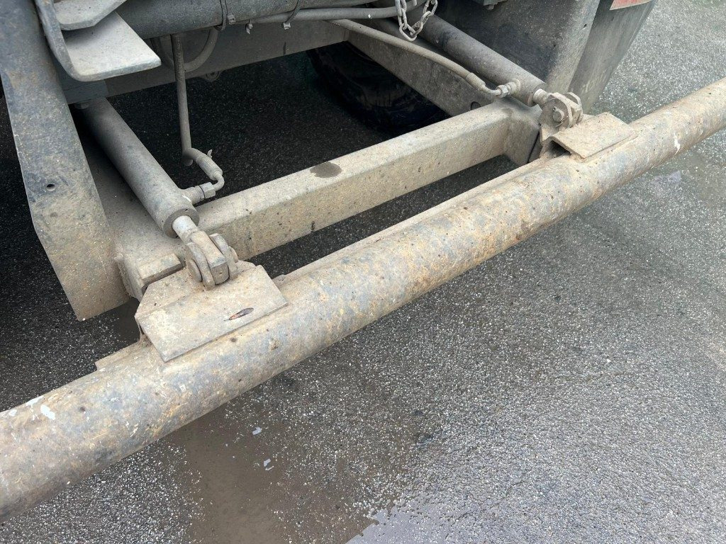 VOLVO FM460 SCARRABILE 8X4 - Camión multibasculante: foto 5 VOLVO FM460 SCARRABILE 8X4 - Camión multibasculante: foto 5