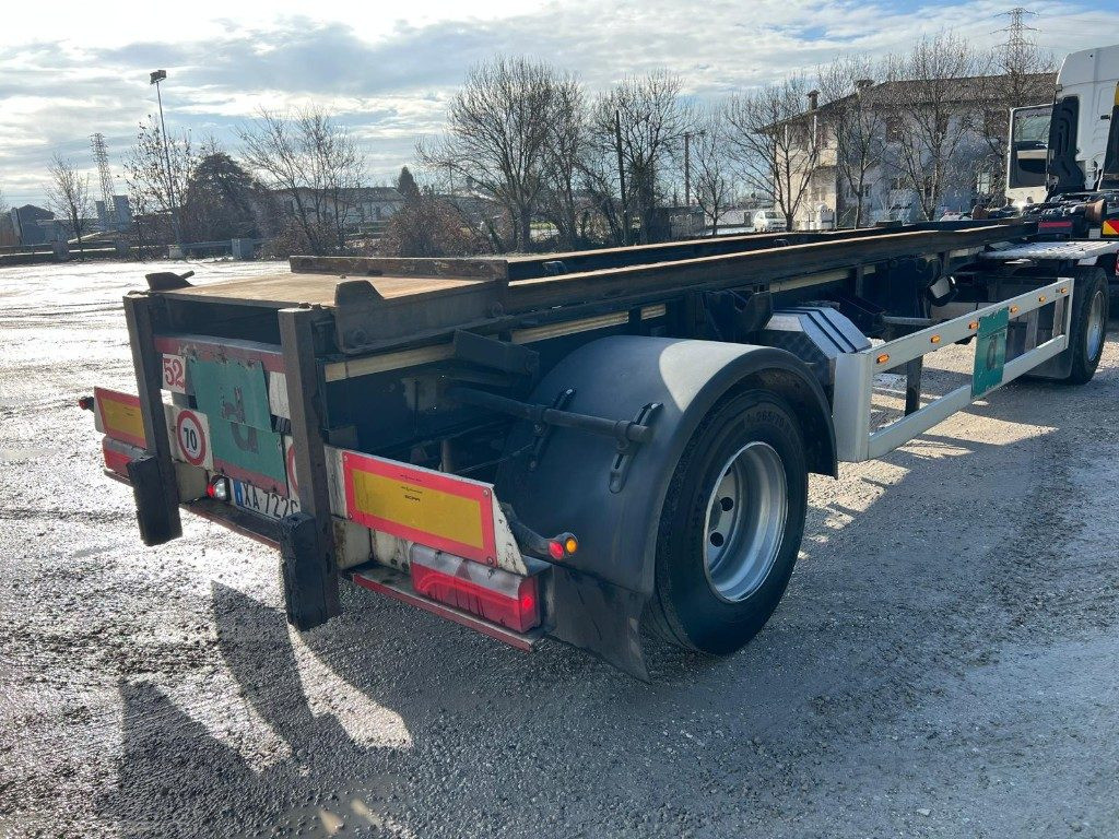 ZORZI RIMORCHIO SCARRABILE ZORZI 20R070 PNEUMATICO - Remolque multilift/ Portacontenedores de cadenas: foto 2 ZORZI RIMORCHIO SCARRABILE ZORZI 20R070 PNEUMATICO - Remolque multilift/ Portacontenedores de cadenas: foto 2