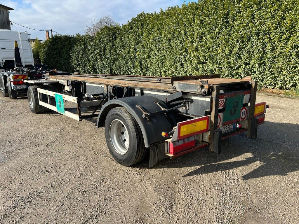 ZORZI RIMORCHIO SCARRABILE ZORZI 20R070 PNEUMATICO - Remolque multilift/ Portacontenedores de cadenas: foto 1 ZORZI RIMORCHIO SCARRABILE ZORZI 20R070 PNEUMATICO - Remolque multilift/ Portacontenedores de cadenas: foto 1