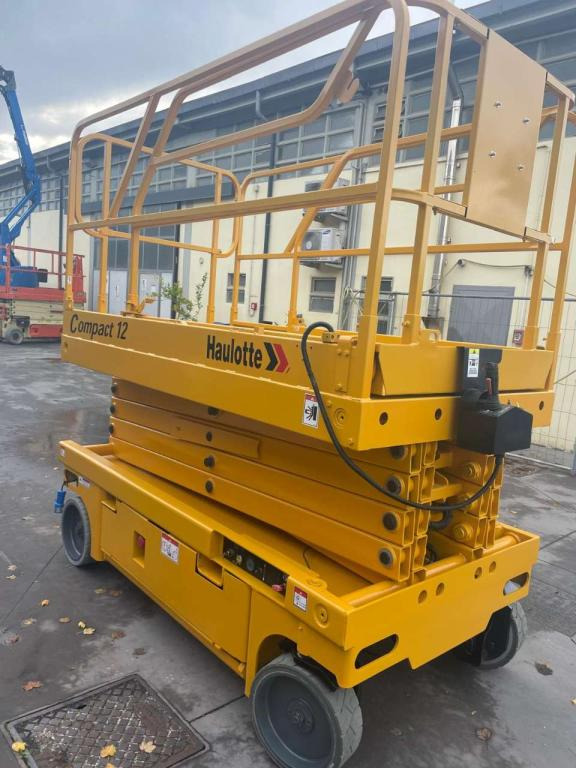 Haulotte COMPACT 12 - Plataforma de tijeras: foto 4 Haulotte COMPACT 12 - Plataforma de tijeras: foto 4