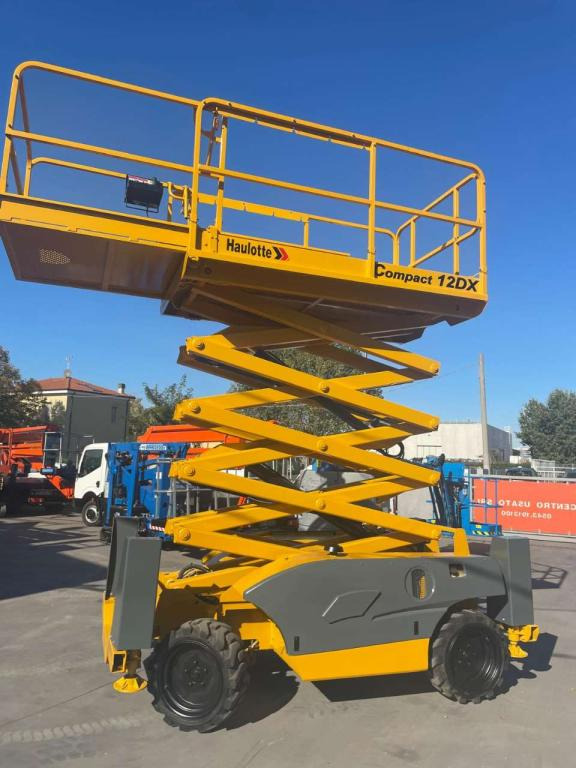 Plataforma de tijeras Haulotte COMPACT 12DX: foto 10
