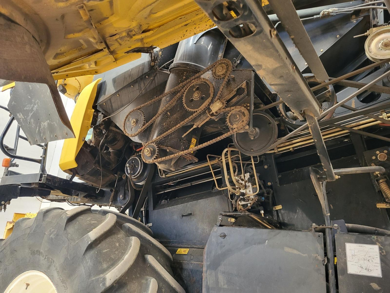 Cosechadora New Holland CR9080: foto 11 Cosechadora New Holland CR9080: foto 11