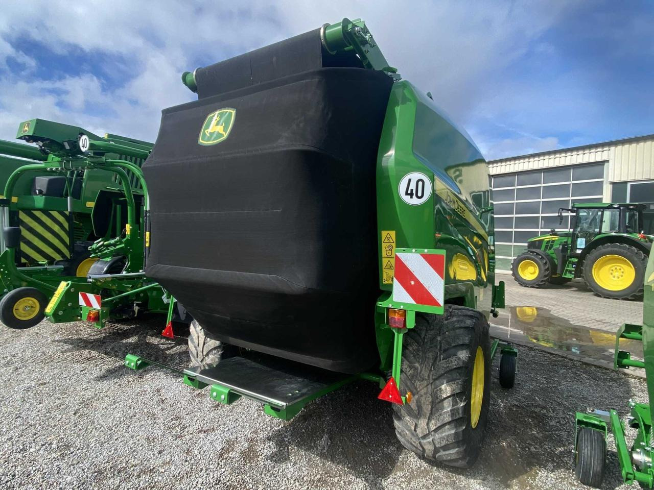 John Deere V461 R - 671 Bunde - Rotoempacadora: foto 5 John Deere V461 R - 671 Bunde - Rotoempacadora: foto 5