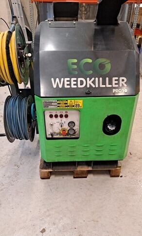 Eco Weedkiller Monitoimikuumavesilaite - Vehículo municipal: foto 1 Eco Weedkiller Monitoimikuumavesilaite - Vehículo municipal: foto 1