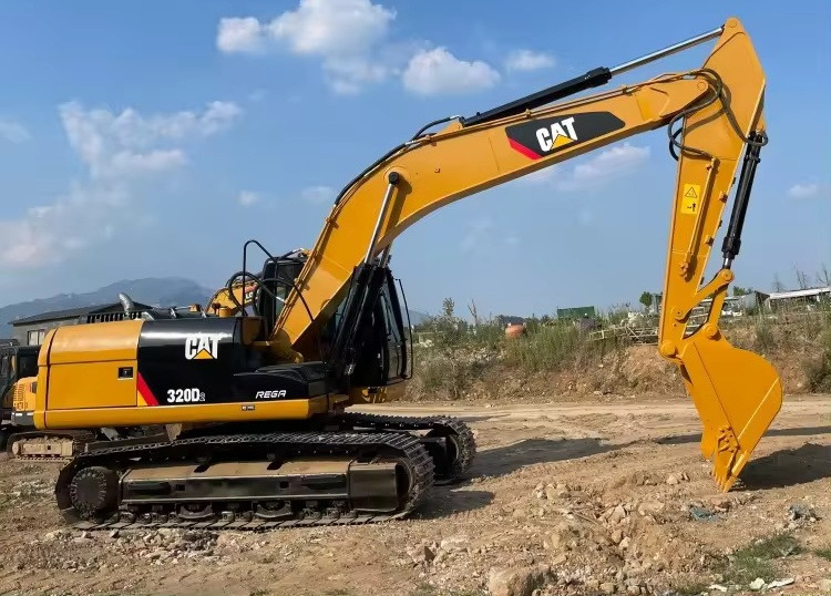 CATERPILLAR heavy Excavator CAT 320d Original US Used CAT 320d Excavator 20Tons Excavator CAT320C 320D 320d2 on sale - Excavadora de cadenas: foto 3 CATERPILLAR heavy Excavator CAT 320d Original US Used CAT 320d Excavator 20Tons Excavator CAT320C 320D 320d2 on sale - Excavadora de cadenas: foto 3