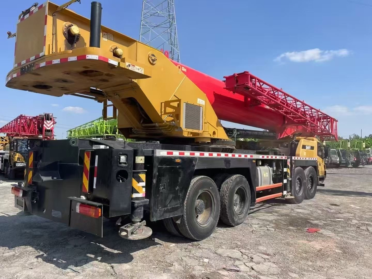 SANY STC800T5 80 ton STC800T6 STC800 STC750 truck crane - Autogrúa: foto 4 SANY STC800T5 80 ton STC800T6 STC800 STC750 truck crane - Autogrúa: foto 4