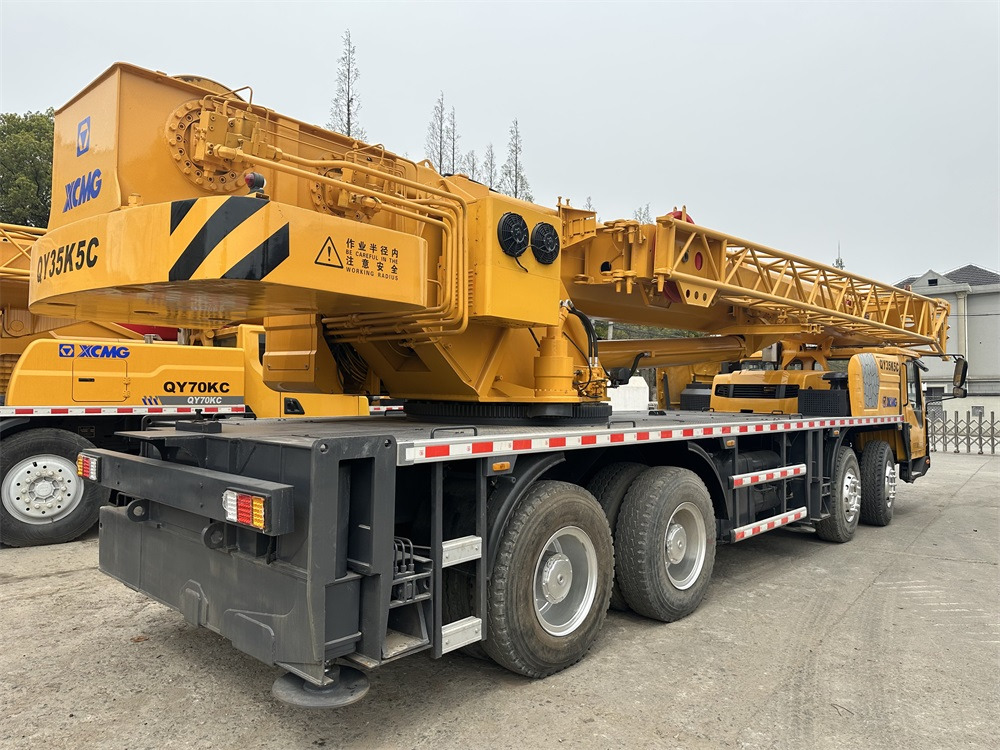 XCMG QY35K5 XCT35 QY35K5C 35 ton truck crane - Autogrúa: foto 4 XCMG QY35K5 XCT35 QY35K5C 35 ton truck crane - Autogrúa: foto 4