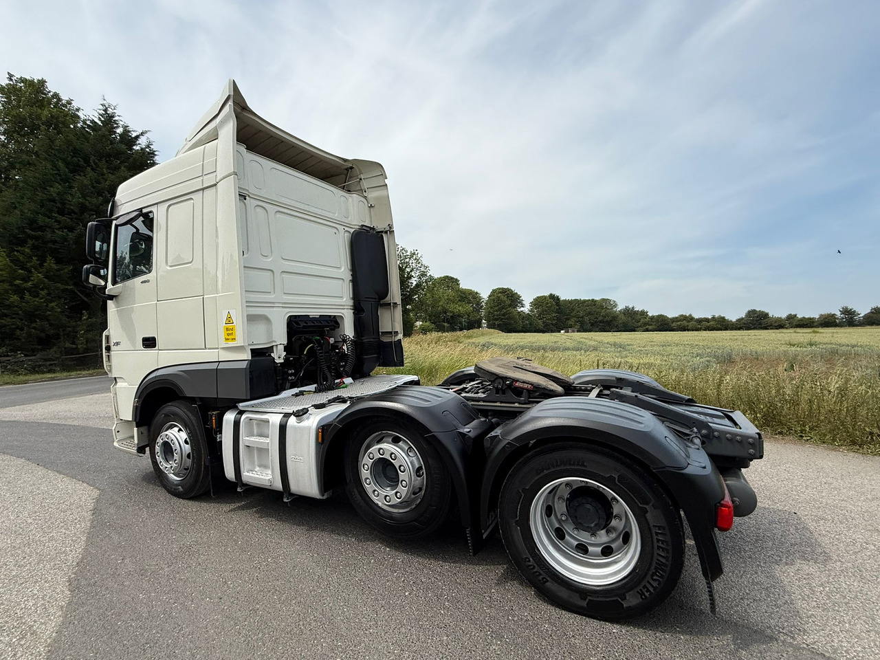Leasing de DAF XF 105 480 RHD DAF XF 105 480 RHD: foto 6