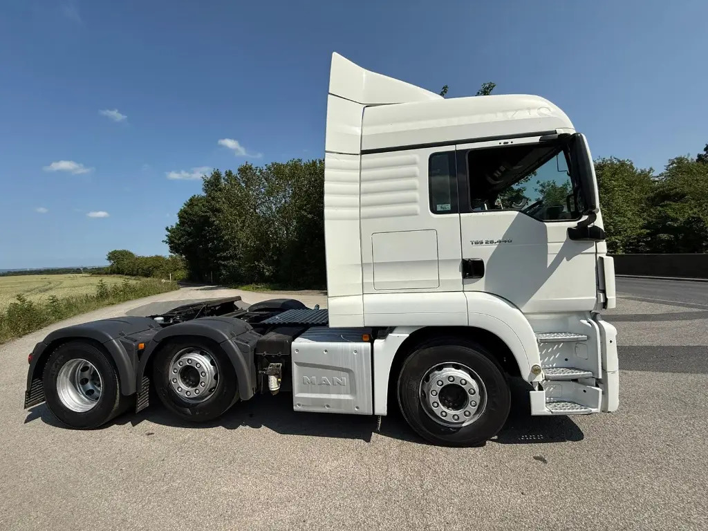 MAN TGS 26.440 6x2 (OUF) - Cabeza tractora: foto 3 MAN TGS 26.440 6x2 (OUF) - Cabeza tractora: foto 3