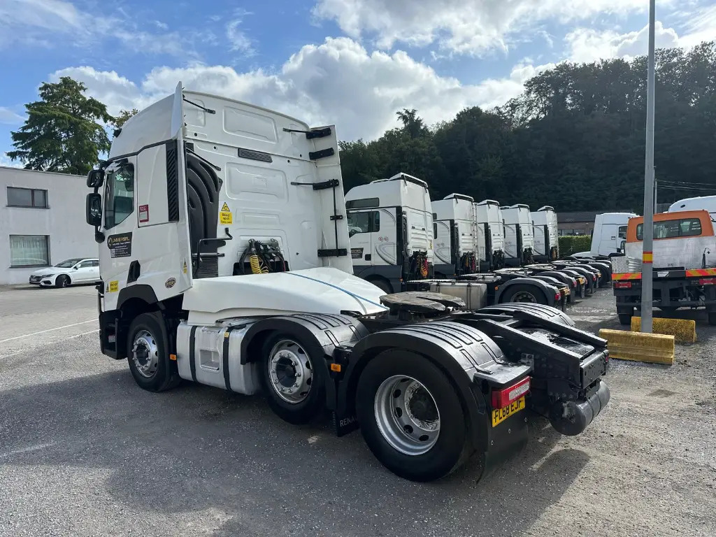 Renault T 460 6x2 - RHD (EJF) - Cabeza tractora: foto 4 Renault T 460 6x2 - RHD (EJF) - Cabeza tractora: foto 4