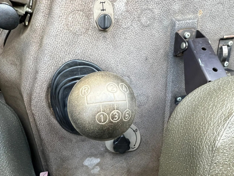 Camión Mercedes-Benz 1017 A/4X4 (4x in stock): foto 16