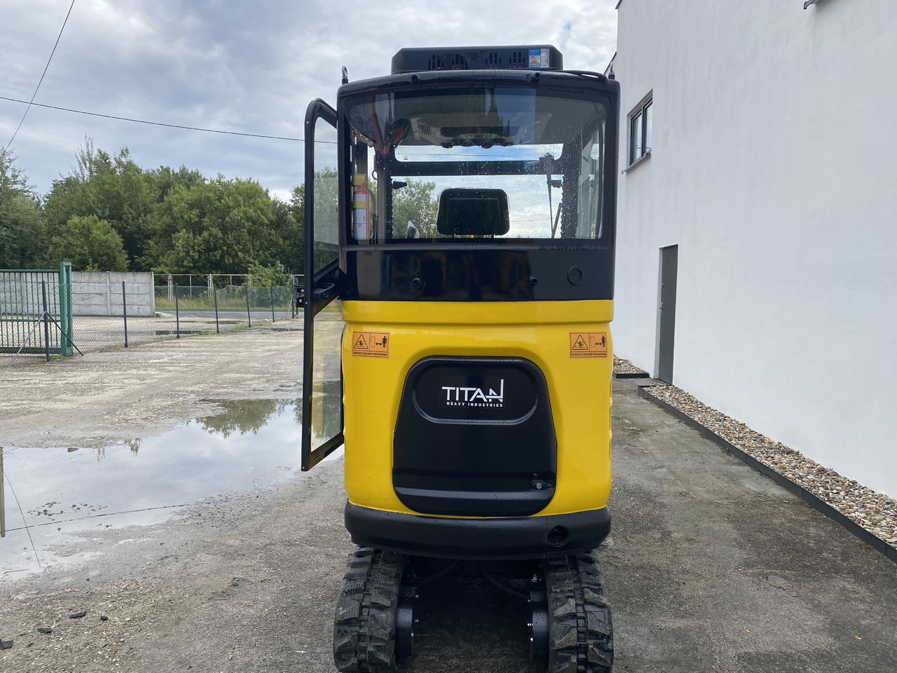 TITAN TE25 - Miniexcavadora: foto 3 TITAN TE25 - Miniexcavadora: foto 3