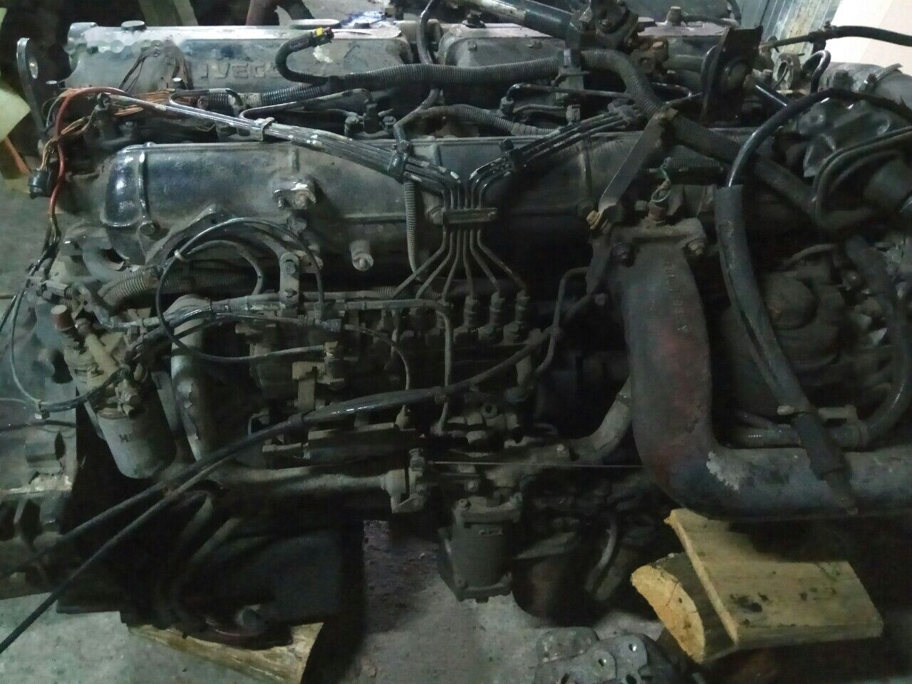 IVECO 8210.42L IVECO Magirus truck - Motor para Camión: foto 3 IVECO 8210.42L IVECO Magirus truck - Motor para Camión: foto 3