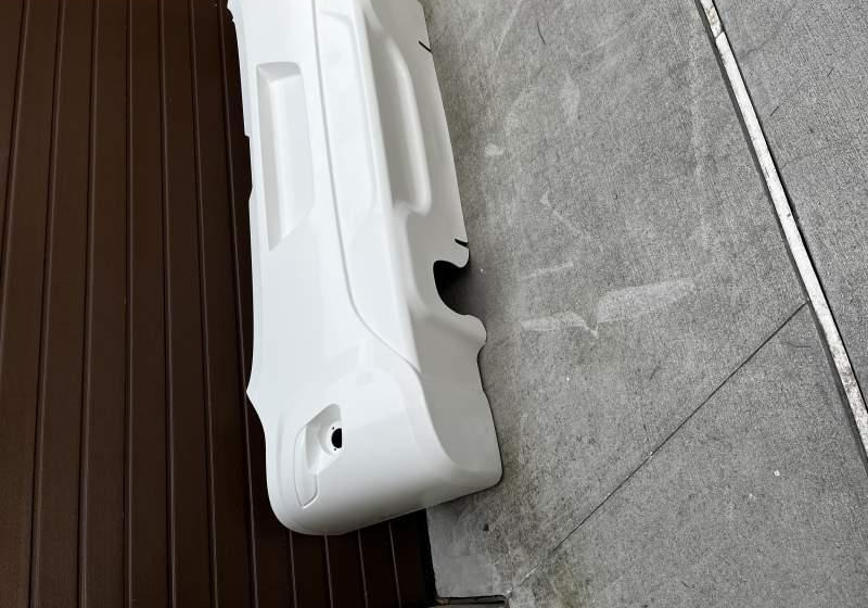 Zderzak tylny VDL FUTURA euro 6 VDL FUTURA EURO 6 - Parachoques para Autocar: foto 2 Zderzak tylny VDL FUTURA euro 6 VDL FUTURA EURO 6 - Parachoques para Autocar: foto 2