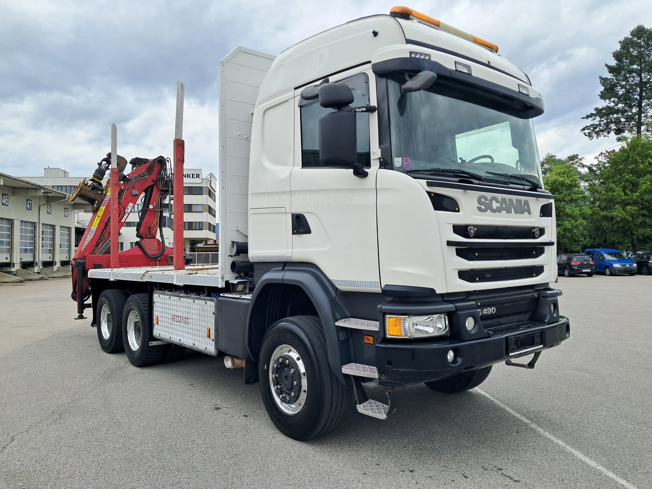 SCANIA G 490 6x6 Blatt-Blatt | Klima | Schaltgetriebe | Euro 6 | Penz-Kran 12Z | - Camión forestal, Camión grúa: foto 1 SCANIA G 490 6x6 Blatt-Blatt | Klima | Schaltgetriebe | Euro 6 | Penz-Kran 12Z | - Camión forestal, Camión grúa: foto 1