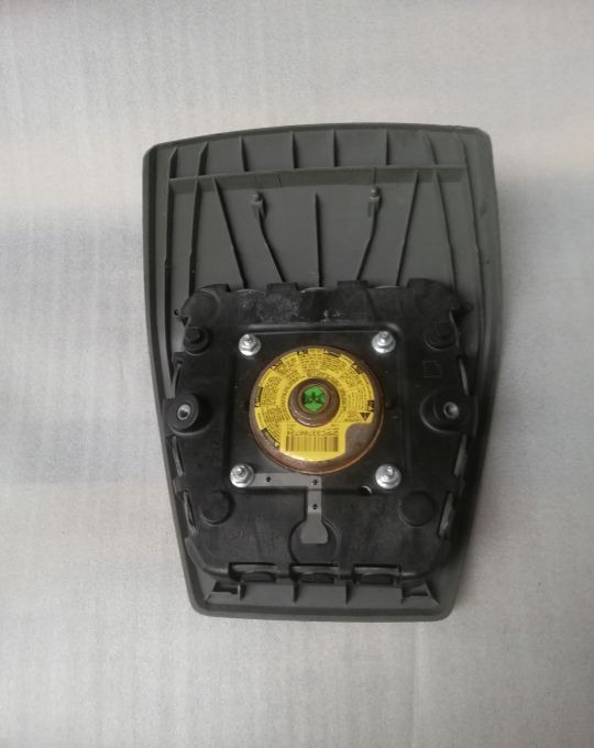 Air bag VOLVO FH4 - Volante para Camión: foto 2 Air bag VOLVO FH4 - Volante para Camión: foto 2