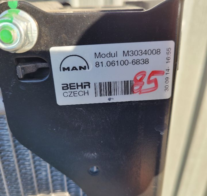CHŁODNICA MAN TGS TGA RDZEN 85CM 81.06100-6838 NOWY ORYG. - Sistema de refrigeración para Camión: foto 3 CHŁODNICA MAN TGS TGA RDZEN 85CM 81.06100-6838 NOWY ORYG. - Sistema de refrigeración para Camión: foto 3