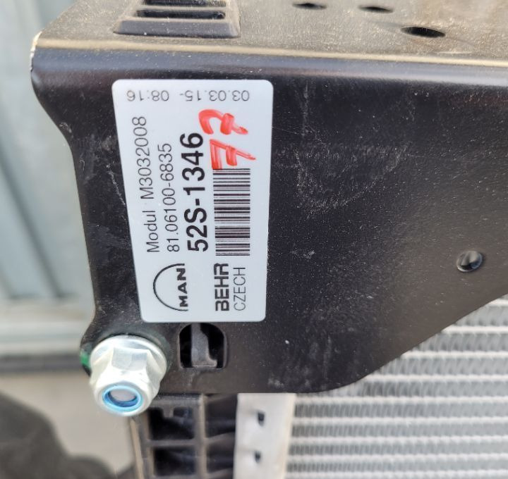 CHŁODNICA WODY MAN TGS TGA NOWA ORYGINAŁ 81.6100-6835 - Radiador para Camión: foto 3 CHŁODNICA WODY MAN TGS TGA NOWA ORYGINAŁ 81.6100-6835 - Radiador para Camión: foto 3