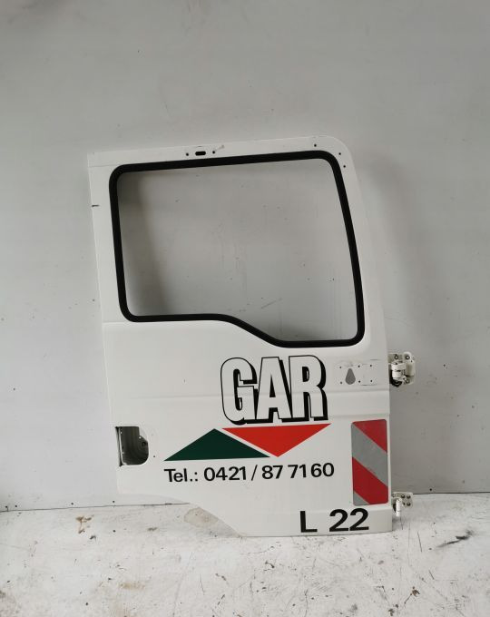 DRZWI MAN TGS TGL TGA WASKA KABINA PRAWE - Puerta y piezas para Camión: foto 1 DRZWI MAN TGS TGL TGA WASKA KABINA PRAWE - Puerta y piezas para Camión: foto 1