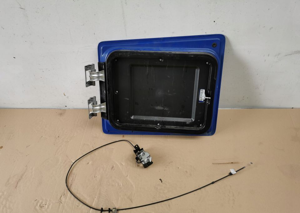 DRZWI SCHOWKA MERCEDES ACTROS MP4 RH. - Puerta y piezas para Camión: foto 2 DRZWI SCHOWKA MERCEDES ACTROS MP4 RH. - Puerta y piezas para Camión: foto 2