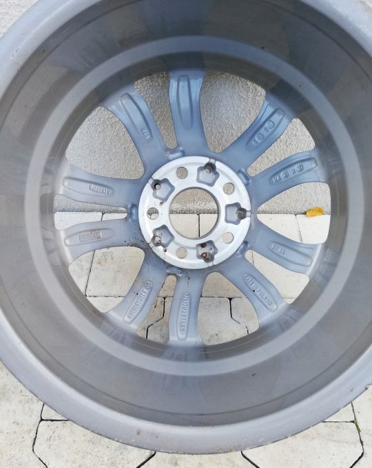 FELGA MERCEDES C KLASA A2054010200 17 CALI - Llanta: foto 3 FELGA MERCEDES C KLASA A2054010200 17 CALI - Llanta: foto 3
