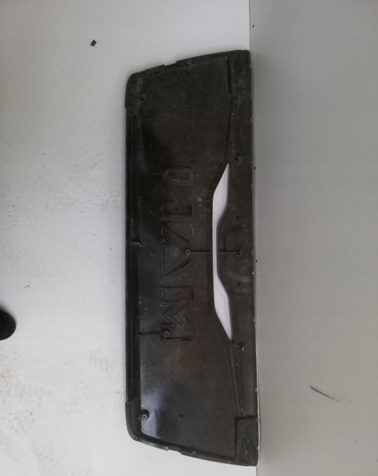 GRILL ATRAPA MAN TGS euro6 - Capota para Camión: foto 2 GRILL ATRAPA MAN TGS euro6 - Capota para Camión: foto 2