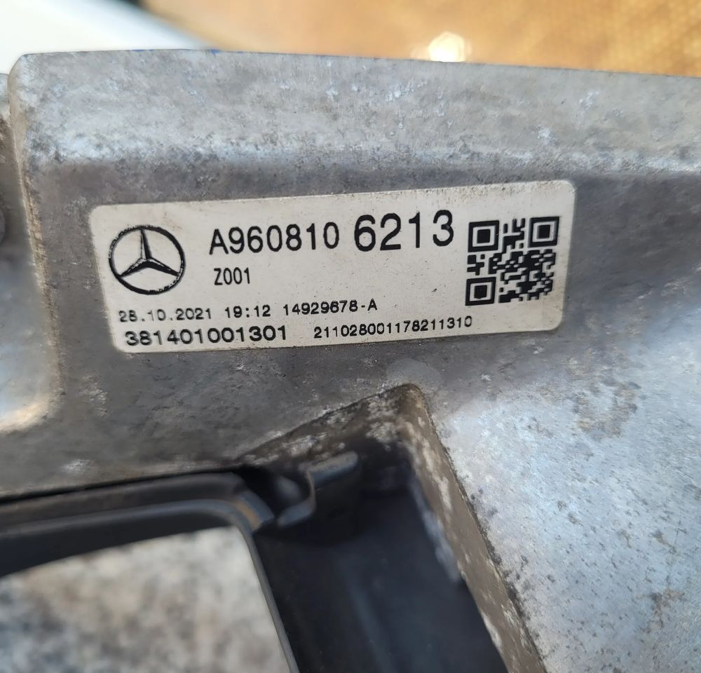 KAMERA MERCEDES ACTROS MP5 LH A9608106213 CHWALIM116 - Carrocería y exterior para Camión: foto 2 KAMERA MERCEDES ACTROS MP5 LH A9608106213 CHWALIM116 - Carrocería y exterior para Camión: foto 2