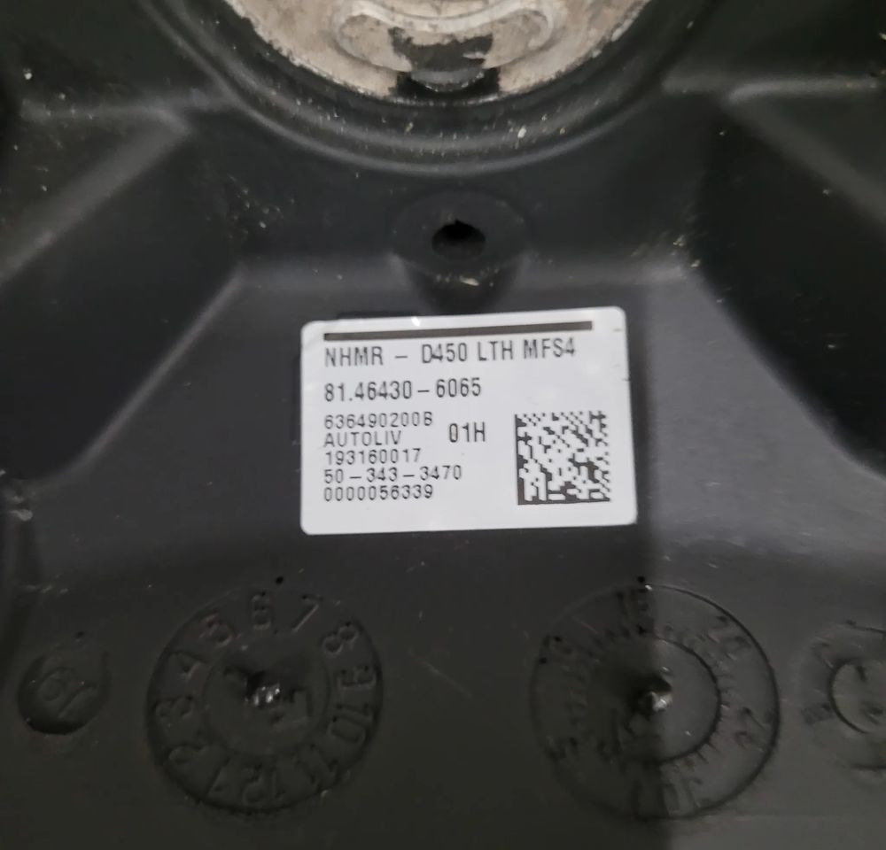 KIEROWNICA MAN TG3 TGX NM TGL ORYGINAŁ SKÓRA - Volante para Camión: foto 4 KIEROWNICA MAN TG3 TGX NM TGL ORYGINAŁ SKÓRA - Volante para Camión: foto 4