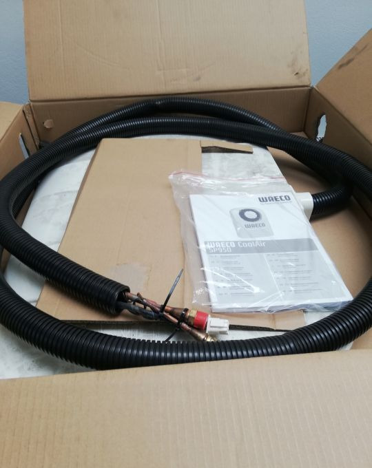 KLIMATYZACJA POSTOJOWA WAECO SP950 - Pieza de aire acondicionado para Camión: foto 1 KLIMATYZACJA POSTOJOWA WAECO SP950 - Pieza de aire acondicionado para Camión: foto 1