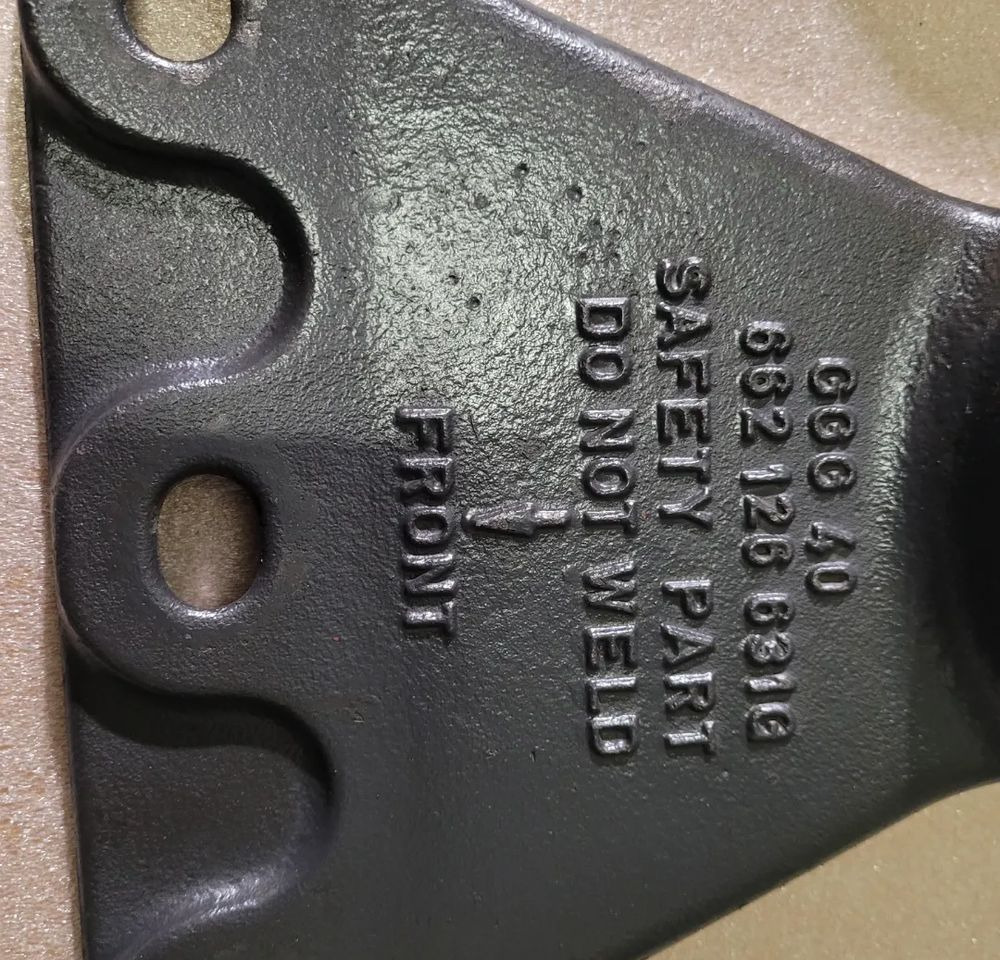 ŁAPY MOCOWANIE SIODŁA Gf 662 126 631 G - Quinta rueda para Camión: foto 2 ŁAPY MOCOWANIE SIODŁA Gf 662 126 631 G - Quinta rueda para Camión: foto 2